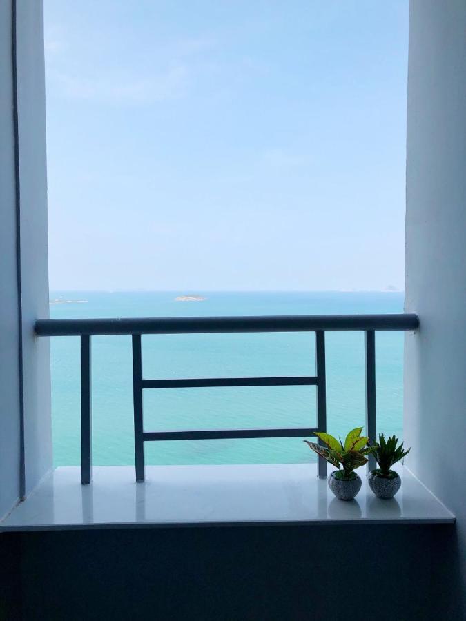 Iseaview Nha Trang Beach Apartment Экстерьер фото